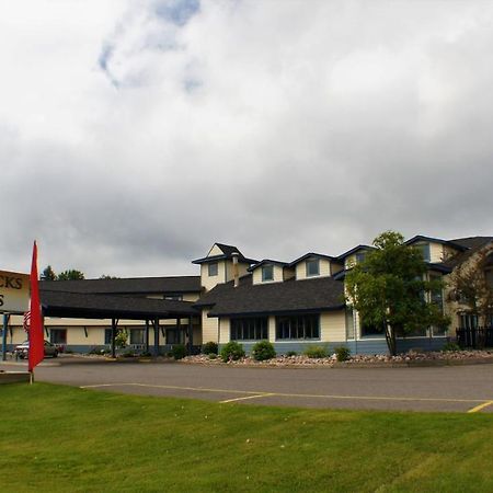 Pictured Rocks Inn And Suites Манисинг Екстериор снимка