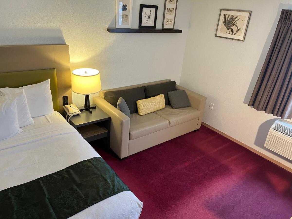 Pictured Rocks Inn And Suites Манисинг Екстериор снимка