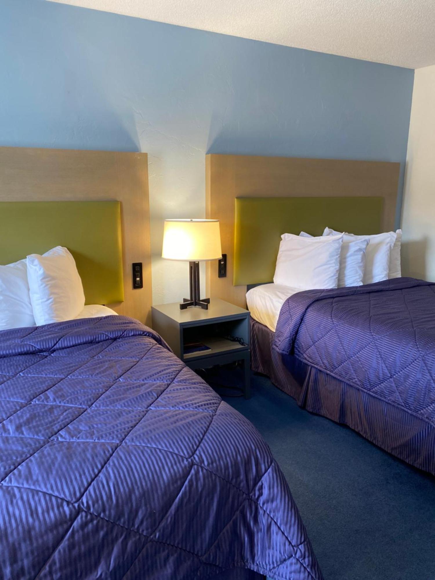 Pictured Rocks Inn And Suites Манисинг Екстериор снимка