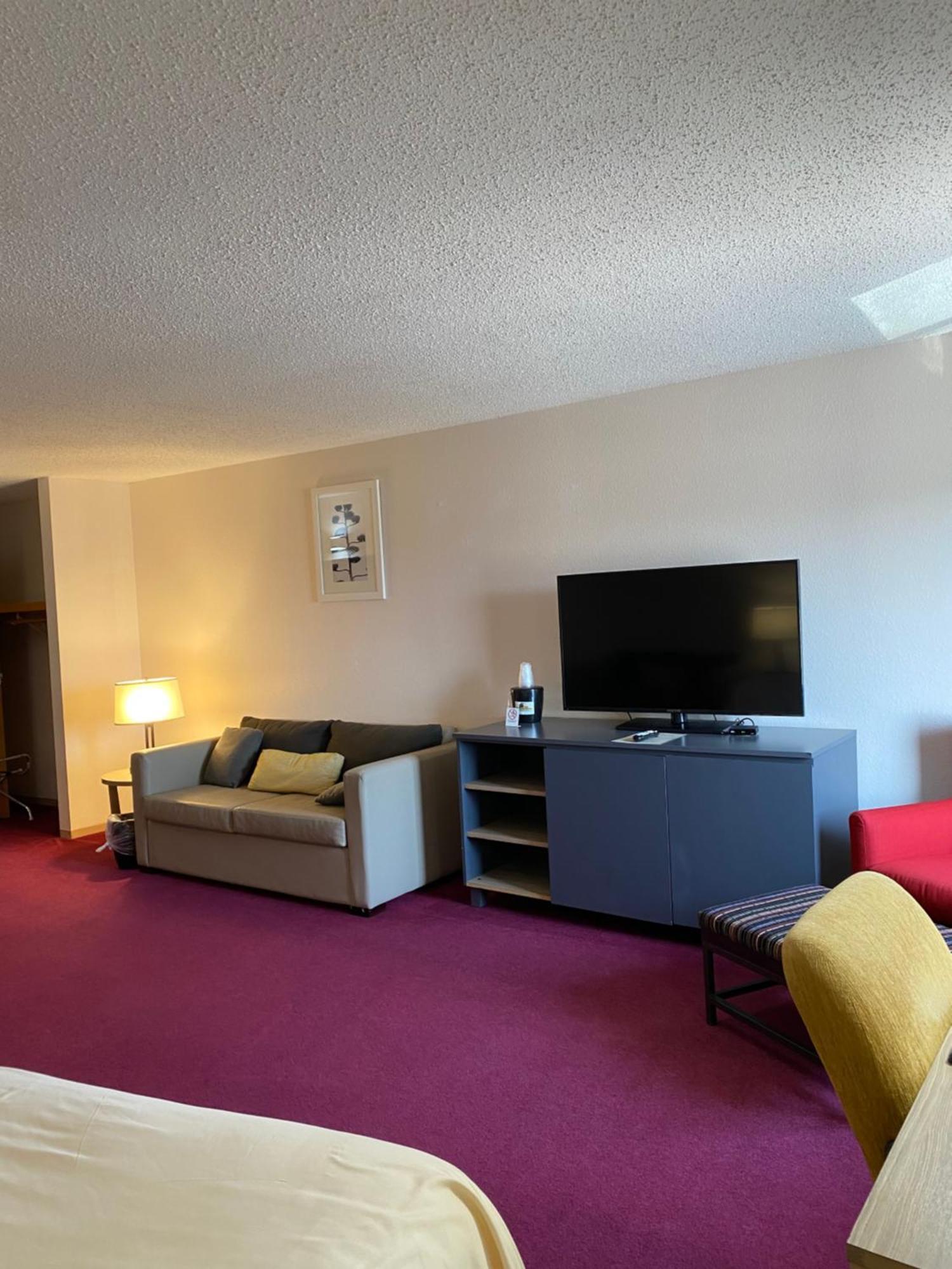 Pictured Rocks Inn And Suites Манисинг Екстериор снимка
